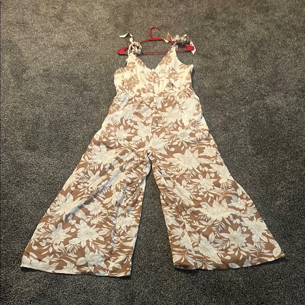 American Eagle Tan and White Jumpsuit with Flared Legs